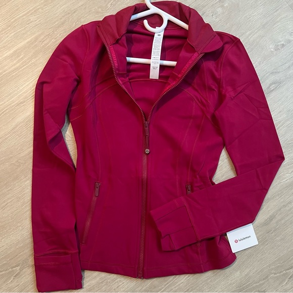 Lululemon Define Jacket Rumble Berry Nulu Size 6 NWT - Picture 1 of 9